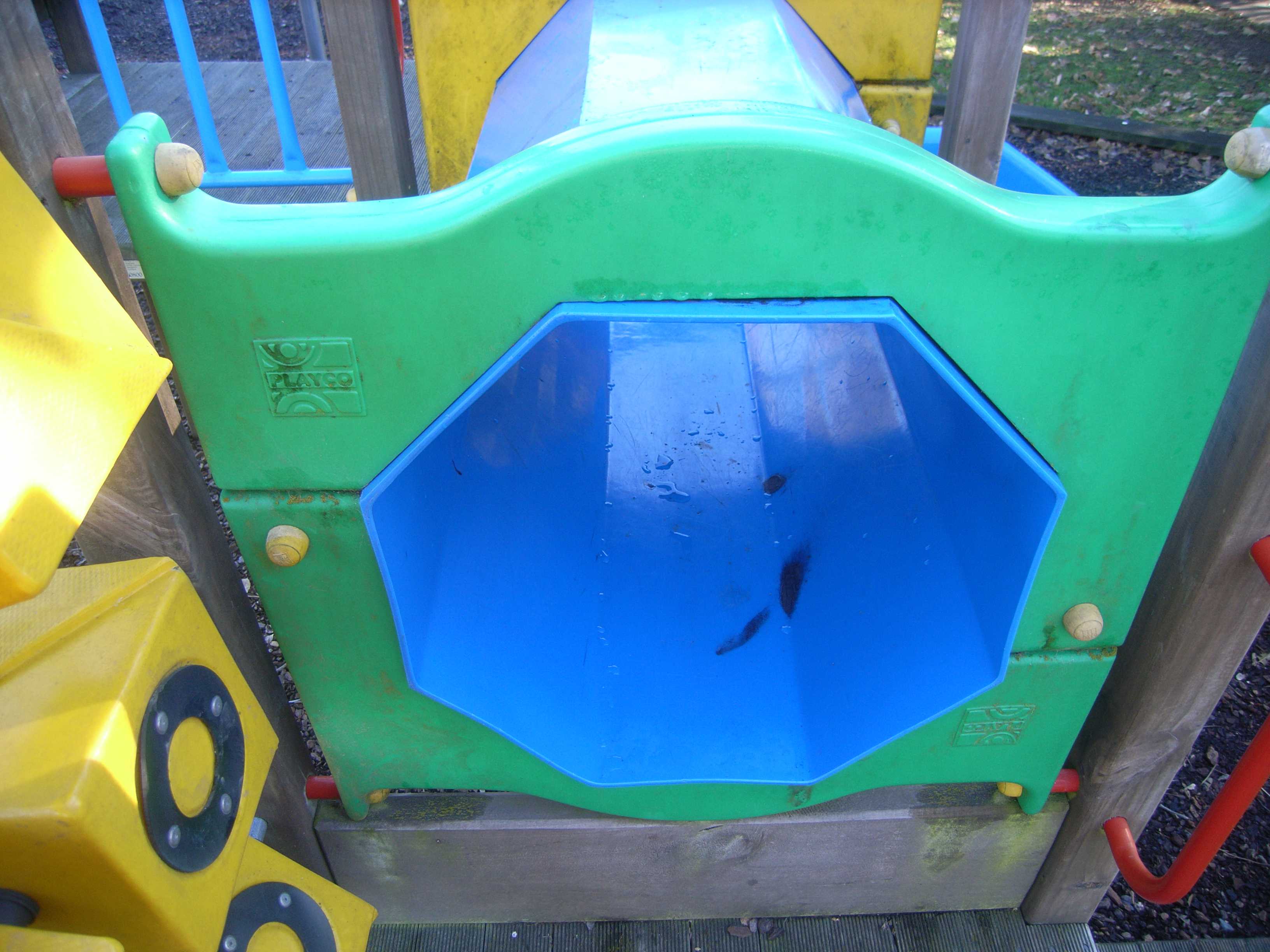 The register’s photograph of the equipment